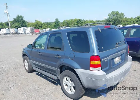 2005 Ford Escape Xlt из США, поврежденный, VIN 1FMYU03135KA23307